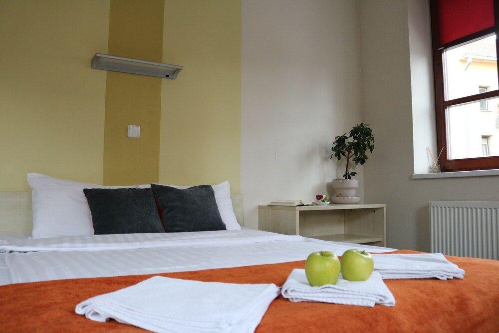 קובנה Apple Economy Hotel מראה חיצוני תמונה