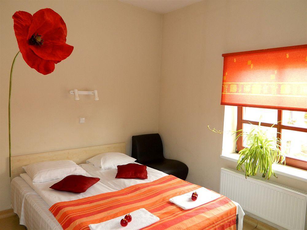 קובנה Apple Economy Hotel מראה חיצוני תמונה
